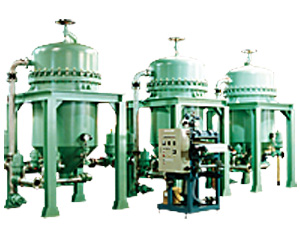Filtration system for coolant oils